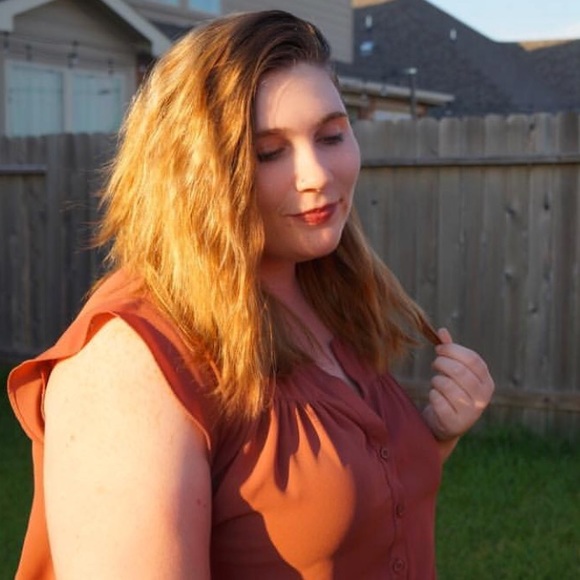 Meet your Posher, Adallis - Picture 2 of 2